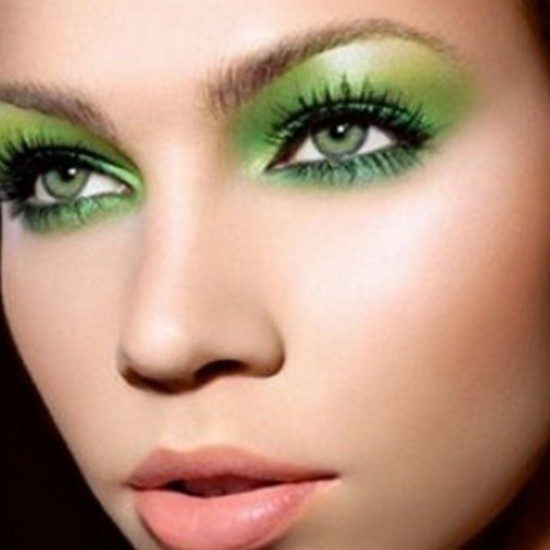 Green-Eyes-Makeup