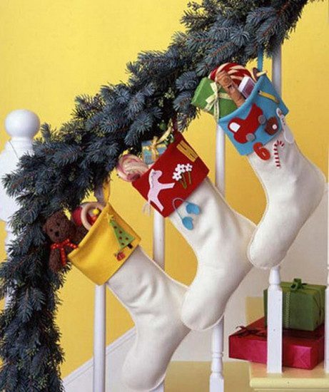 Christmas-Staircase-Decorations_10