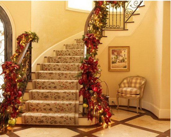 Christmas-Staircase-Decorations_42