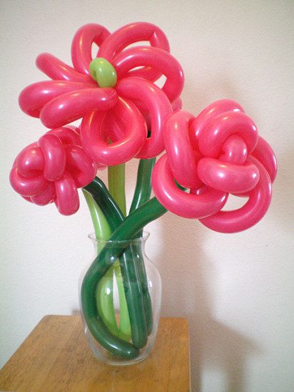 twisted-creative-balloons-flowers-denver1